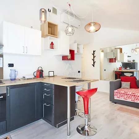 Quarzo - Panorama E Relax A Apartment Sirmione